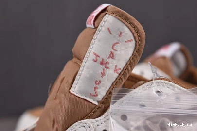 Air Jordan Scott OG Low x Travis 1 1028